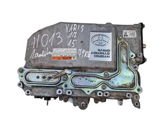 Voltage converter inverter