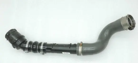 Renault Captur Intercooler hose/pipe