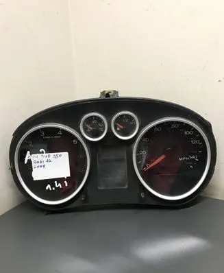 Audi A2 Speedometer (instrument cluster)