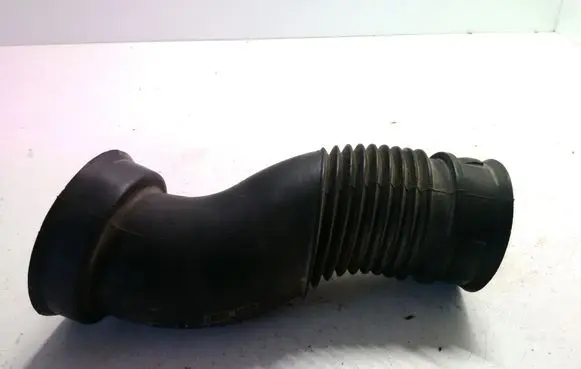 Opel Zafira A Air intake duct part 90531007