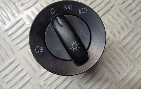 Volkswagen Caddy Light switch 1K0941431BC