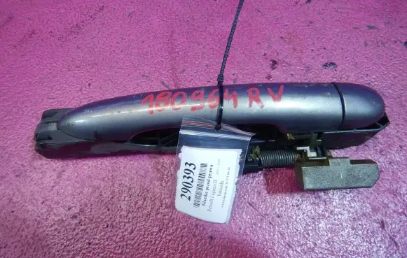 Renault Laguna II Front door exterior handle 8200004747