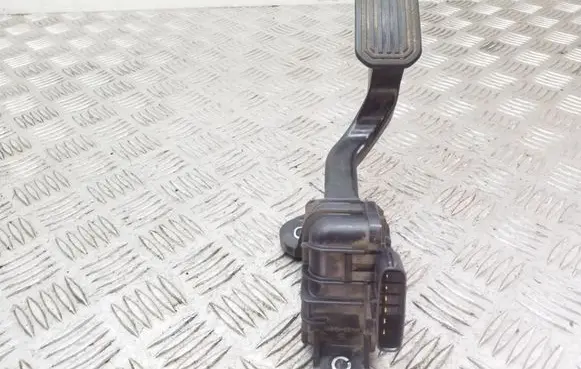 Toyota Prius (XW20) Accelerator throttle pedal 1988003200 78812047050