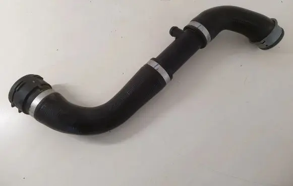 Mercedes-Benz C W205 Engine coolant pipe/hose A2055017184