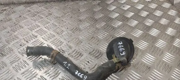 Volkswagen Transporter - Caravelle T4 Engine coolant pipe/hose