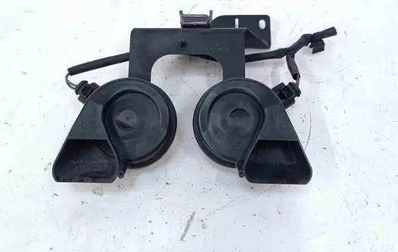 Audi A6 S6 C6 4F Horn signal 4F0951229 4F0951221A 4F0951223A