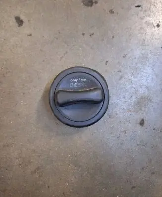 Fuel tank filler cap