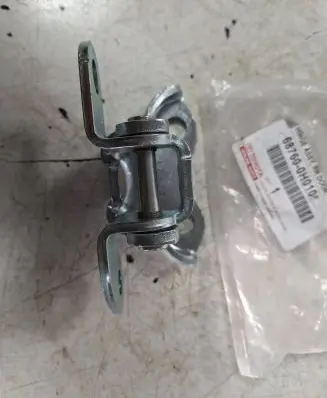 Toyota Yaris Rear door upper hinge 68760-0H010