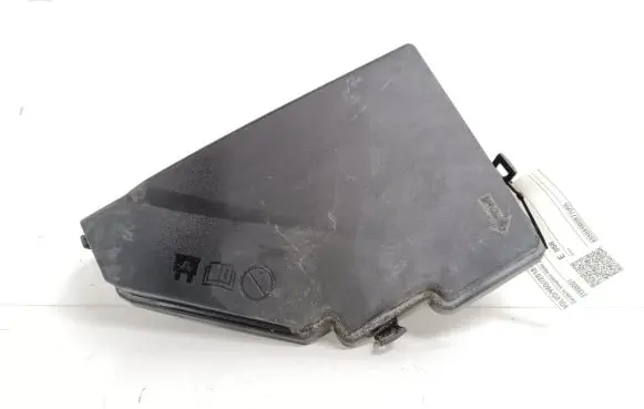 Volvo V60 Fuse box cover 31398001