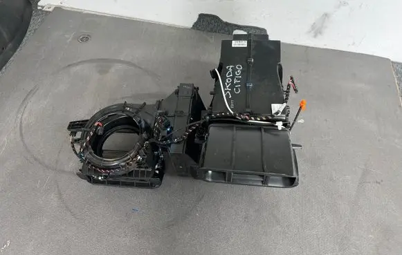 Skoda Citigo Interior heater climate box assembly 6R0863815