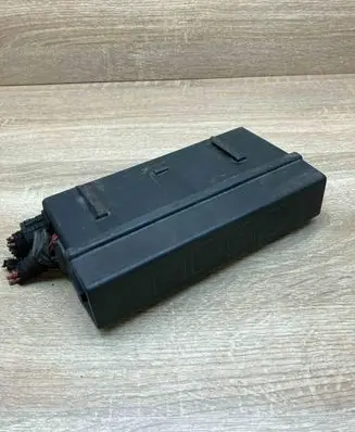 Opel Vectra B Fuse box set 90504296