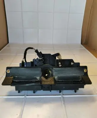 Audi A3 S3 8L Tailgate/trunk/boot exterior handle 809827565H 4B0827565H