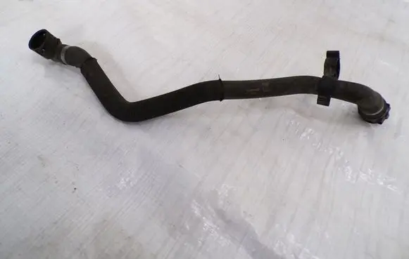 Opel Insignia B Engine coolant pipe/hose 39087130