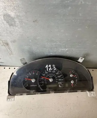 KIA Sorento Speedometer (instrument cluster) 940033E280 20031213