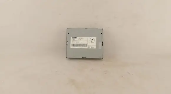 Nissan X-Trail T32 Video control module 284A16FV2A