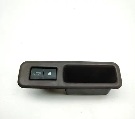 Lexus RX 450H Tailgate/boot open switch button 6929148040
