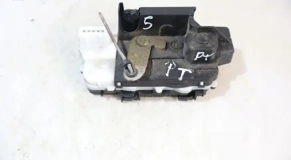 Peugeot 607 Rear door lock