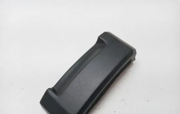 Land Rover Discovery 3 - LR3 Glove box FBF500250