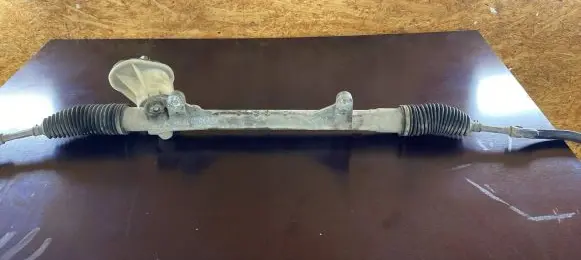 Renault Megane II Steering rack 7955501009