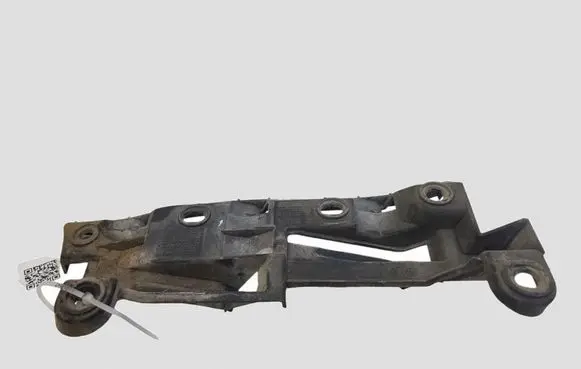 Volkswagen Caddy Rear bumper mounting bracket 2K0807394