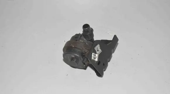 BMW iX Electric auxiliary coolant/water pump 8841074 64218841074