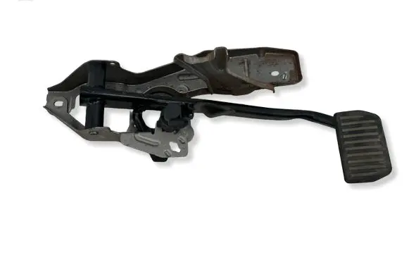 Volvo XC60 Brake pedal 31302350