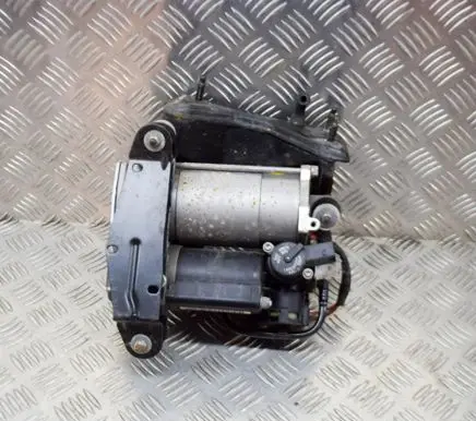 Opel Insignia A Air suspension compressor/pump 2W933B484AH