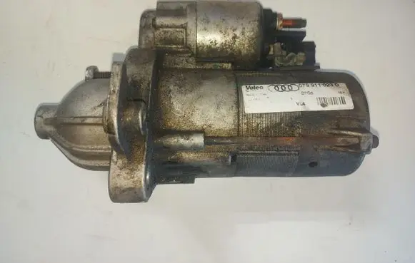 Audi A8 S8 D2 4D Starter motor 079911023D