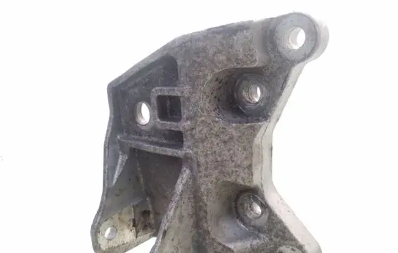Land Rover Discovery Sport Engine mounting bracket GJ326P096AE GGNQA