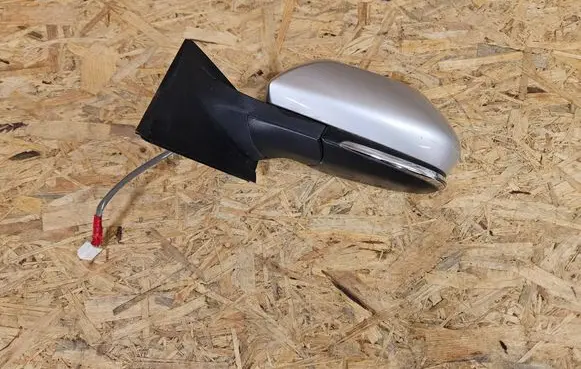 Toyota Prius (XW50) Front door electric wing mirror 87940-47440