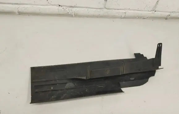 Renault Megane II Intercooler air guide/duct channel 8200154983 43236