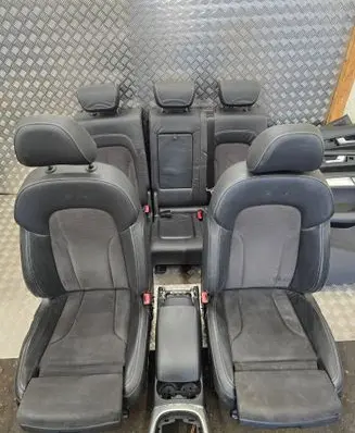 Seat set