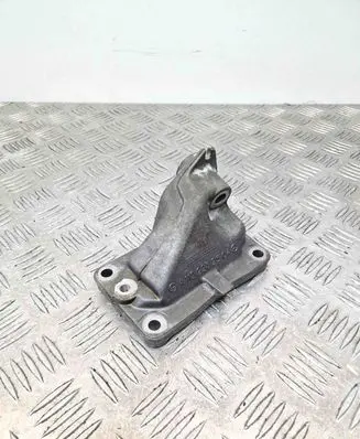 Mercedes-Benz SL R129 Engine mount bracket A1122232504 1122232504