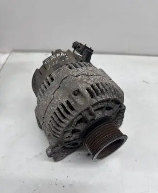 Volkswagen Golf IV Generator/alternator 0123310037 037903025B