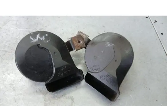 Volvo V70 Horn signal
