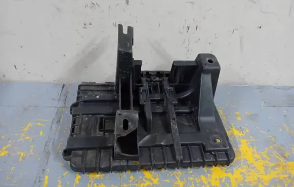 Opel Meriva A Battery tray 13167332 500002190