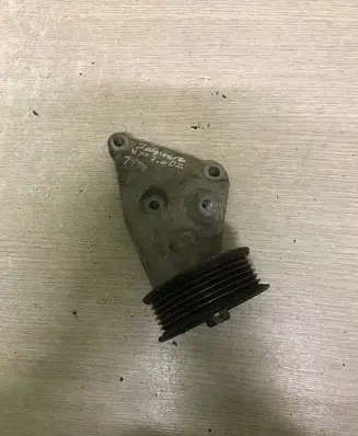 Jaguar XF X250 Generator/alternator belt tensioner SX233A610AA
