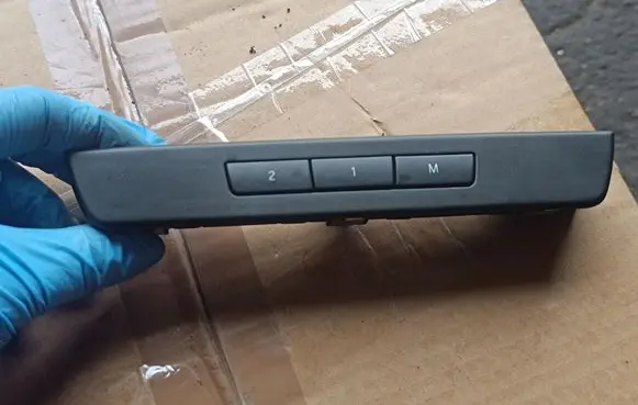 BMW 5 GT F07 Seat memory switch 9215813 28227071