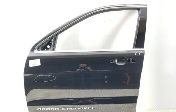 Jeep Grand Cherokee Front door