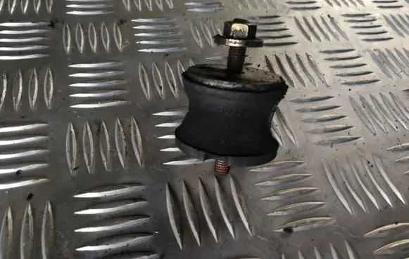 BMW 3 E46 Gearbox mount