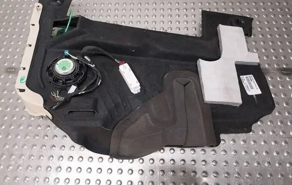BMW 5 G30 G31 G38 Dashboard lower bottom trim panel 9299468 9151127