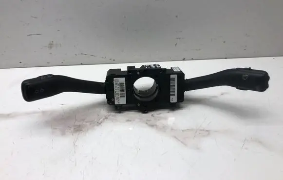 Volkswagen PASSAT B5.5 Wiper turn signal indicator stalk/switch 8L0953513G 202852ATW