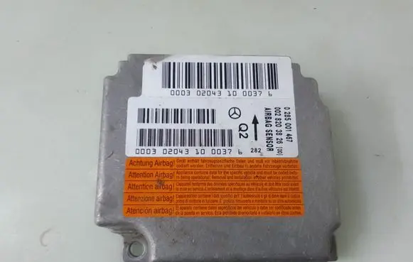 Mercedes-Benz Vaneo W414 Airbag control unit/module 0285001467