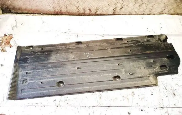 KIA Ceed Engine splash shield/under tray 84136a6000 84136-a6000