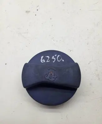 Audi A3 S3 8L Coolant expansion tank/reservoir cap 1J0121321B