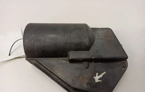 Mercedes-Benz COMPAKT W115 Wiper trim 1390561011