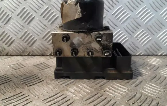 Volkswagen Sharan ABS Pump 7M3614111N