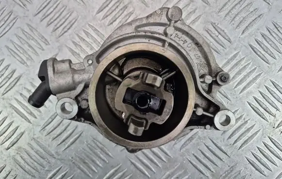 BMW X5 E70 other engine part 7791232