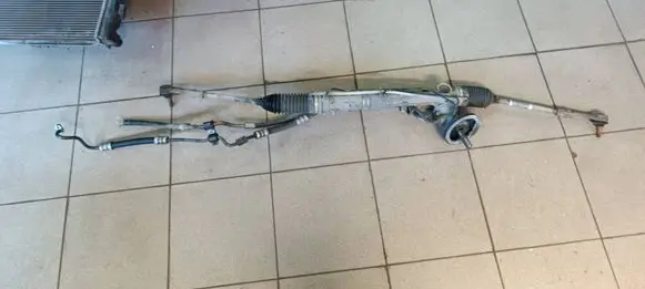Citroen C4 I Picasso Steering rack 8820000084