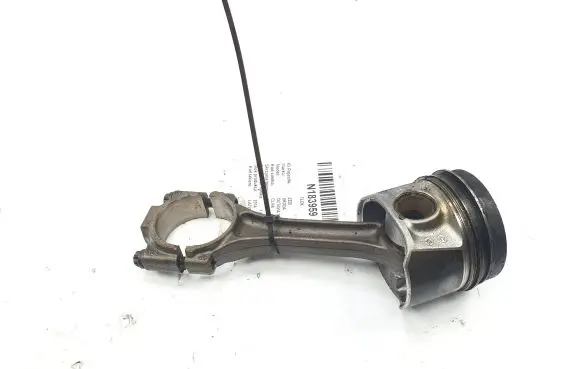 Skoda Octavia Mk3 (5E) Piston with connecting rod CLHA